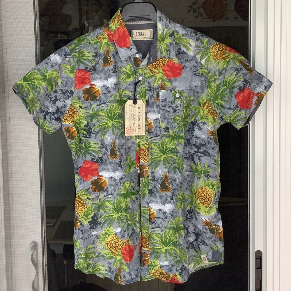 Mens Medium - NWT Free Planet Hawaiian Shirt Short Sleeve Button Down Shirt Grey